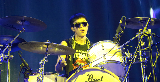 【音乐节】“2017无边”第五届校园摇滚音乐节开幕