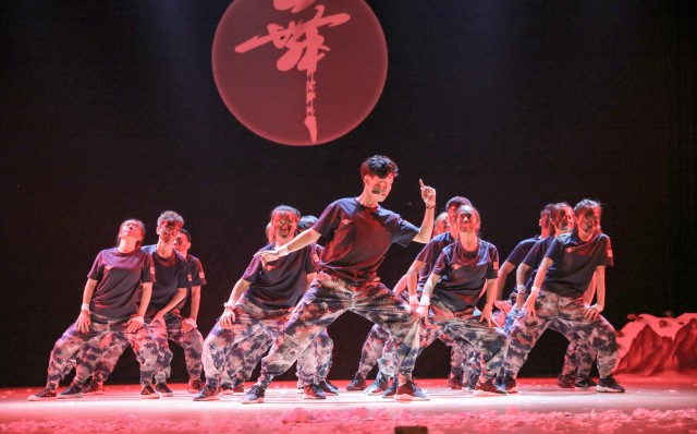 英雄不论输赢 我们来年再战