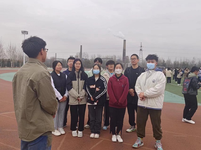 【完满团支部】镜头里的春天——远景学院远景2205班完满团支部活动