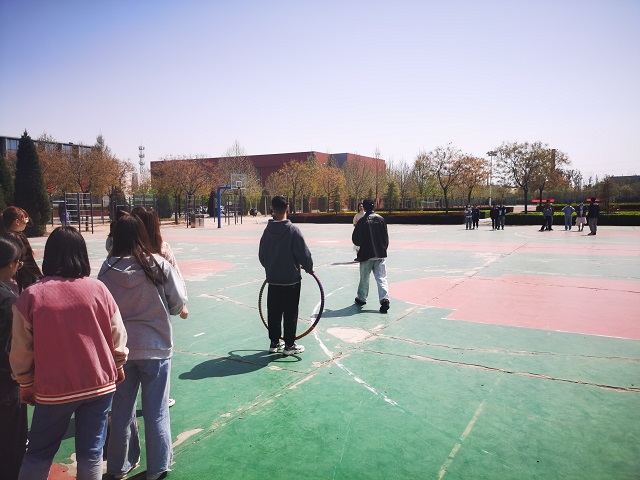 【完满班级】鸣奏青春旋律 抒写运动乐章——市场营销2001完满班级活动新闻稿