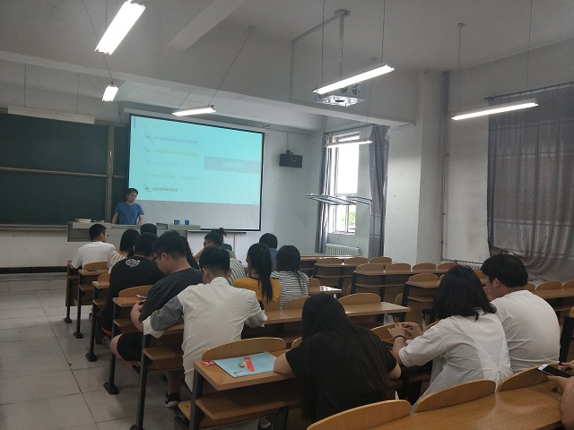 【辅导员说完满】朝夕耕耘 图春华秋实——食品与环境学院2018毕业生派遣工作会议