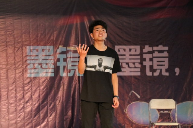 【戏剧节】长袖善舞 倾情演艺——第六届“魅夜乌马河”校园戏剧节5月15日新闻集锦