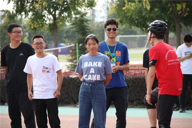 前行第180期：念传颂情怀 感桃李芬芳