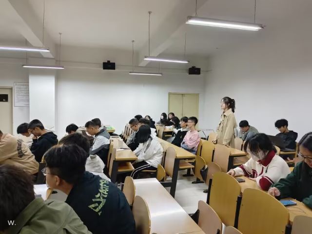 【完满班级】重温经典 影片观赏——大数据学院、信息工程学院计科2205班完满班级活动