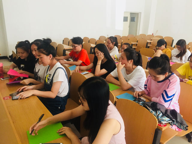 【完满班级】花样年华 愿责任于心——外国语言文学系6月完满班级活动