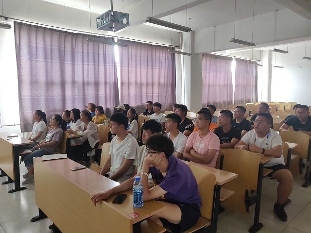 【完满班级】青春如花 热血如诗——食品与环境学院食安1803班班级电影赏析