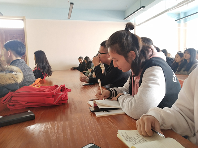 志愿发声第25期:聆听王源的公益故事 感受公益力量