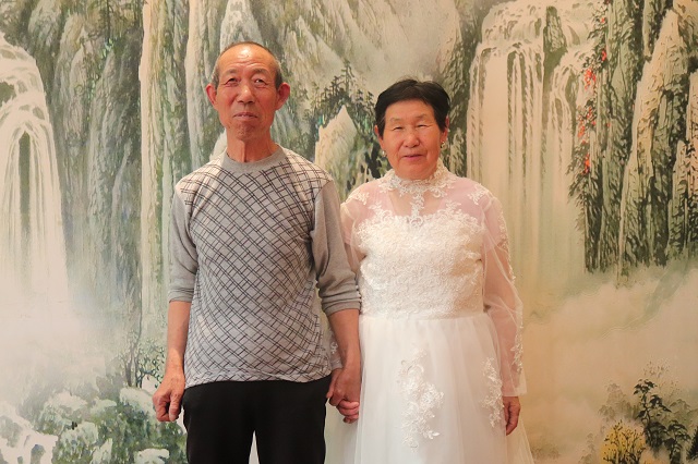 韶华依旧 相伴流年——经济与管理学院“重拾旧时光 定格婚纱梦”圆梦计划活动第八期