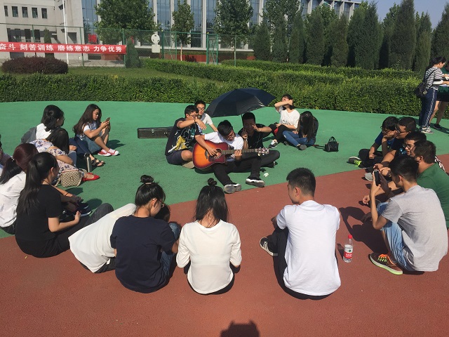 【完满班级】乐启信院 艺动九月——园林1703班班级艺人赛