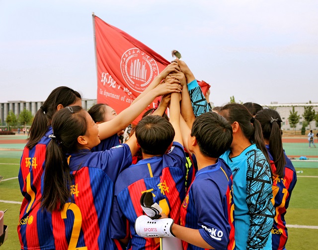 第五届“至强杯”五人制女子足球冠亚军决赛