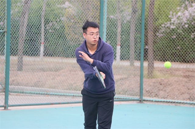 挥拍间超越平凡 灵动间缔造奇迹——晋中信息学院第四届“阳光杯”网球联赛圆满落幕
