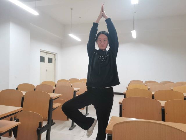 【完满班级】筑牢防疫之门 安全共享未来——商务英语学院经贸2001班、英语2004班完满班级活动