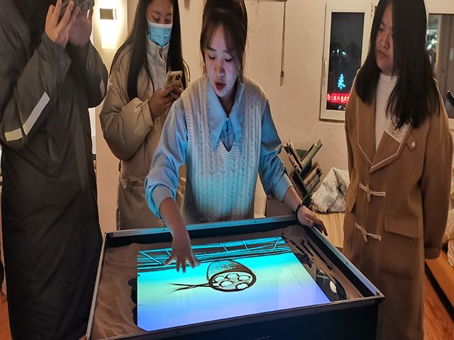 【B类社团】指尖艺术 魅力沙画 ——V沙画社沙画情景制作活动