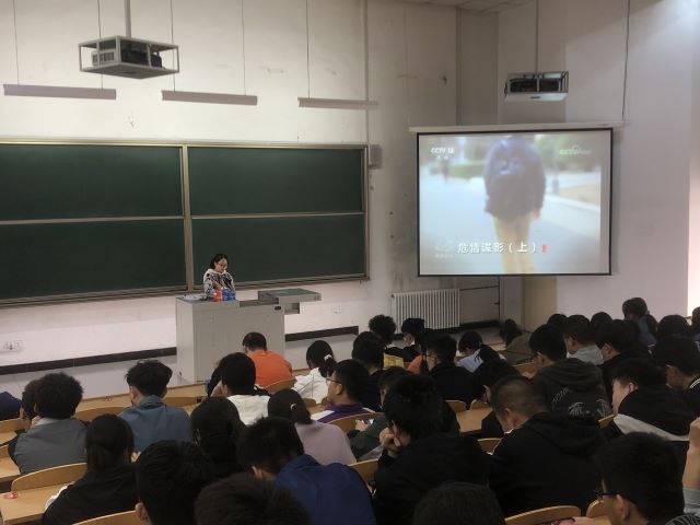 【辅导员说完满】忆往昔岁月峥嵘 望前路有备而战