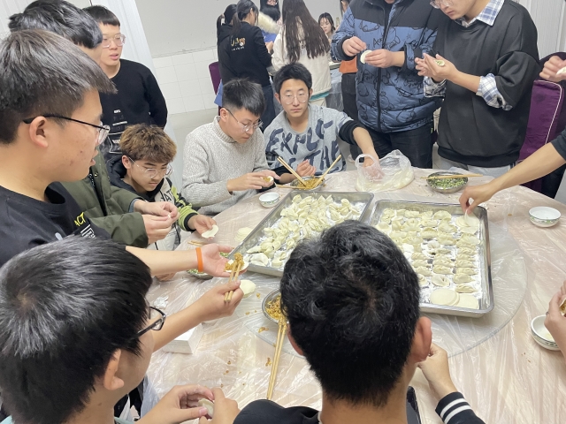 学长计划第939期:情暖冬至 福满信院——智能工程学院第一百二十九期学长计划之“这个冬天不太冷”