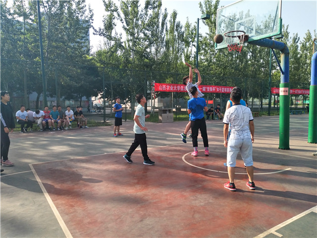 【完满班级】燃烧激情 释放青春——智能工程学院电气1601班举办“燃烧激情，释放青春”篮球赛完满班级活动