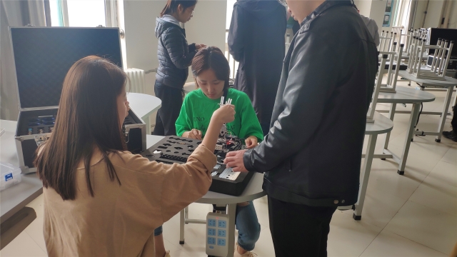 【1+1>2】智能工程学院Creator机器人社开展机器人制作活动