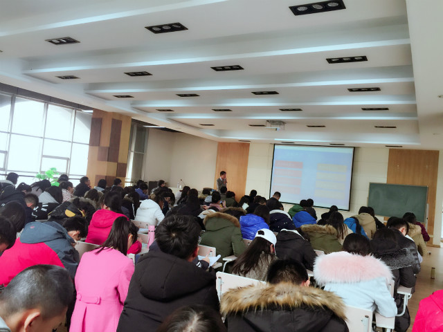 【骨干班】1天 3场心灵盛宴 150余学员共同见证——记完满教育学生骨干培养计划第四期培训班主题讲座