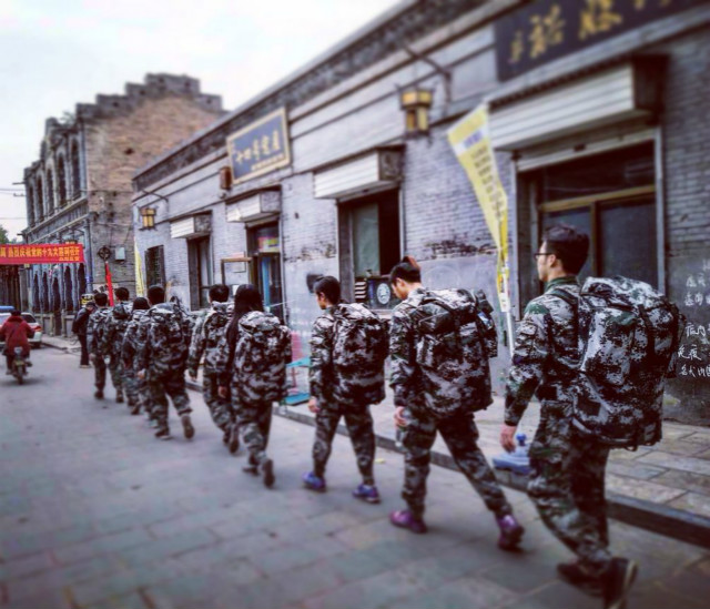 踏过荆棘才能领悟领导力的含义——第四期淬炼·领导力训练营圆满结束