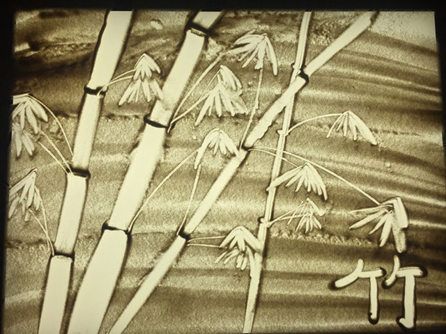 【社团巡礼节】“v”沙画社团举办“乐中学沙画”活动
