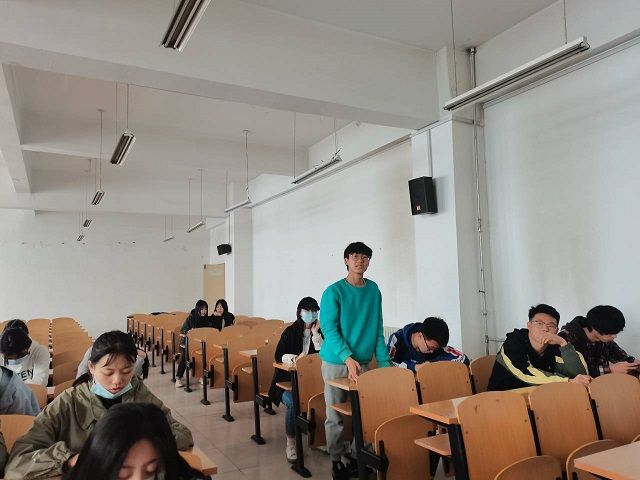 【完满班级】迈向十四五 走向新时代——食品与环境学院动医2001班完满班级