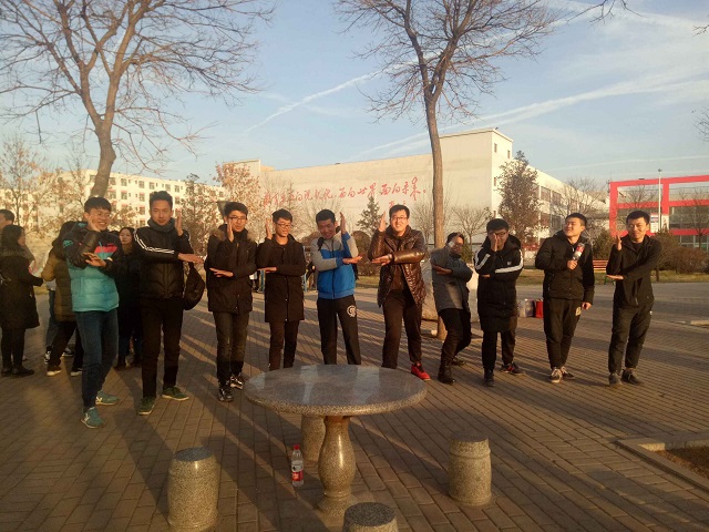 【完满班级】岁月的印记——艺术传媒系环设1601班、1605班举办创意照片拍摄活动