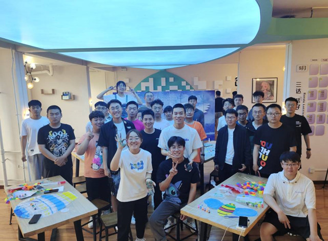 【完满班级】“激扬五月 放飞梦想 第一季”——智能工程学院电子2001班完满班级活动