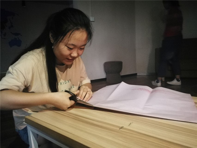 【完满班级】百舸争流 书写青春——淬炼商学院六月完满班级主题活动（四）