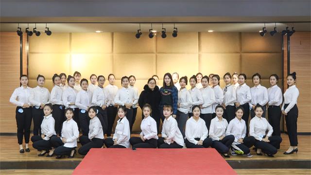 她说·女生学堂|解锁健康减脂塑形 争做时尚达人