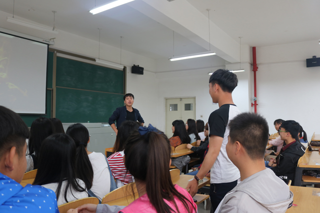 【辅导员说完满】艺术传媒系辅导员说完满活动