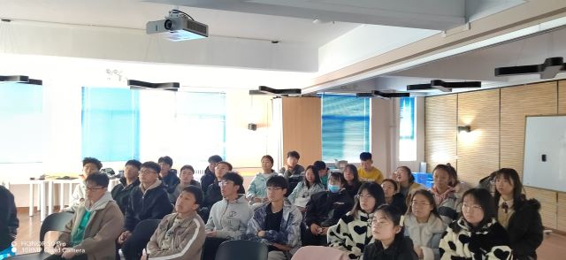 【完满班级】“暖冬观影活动”——计科2104班完满班级活动