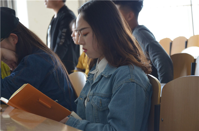 作身其责 传承精神——淬炼商学院召开第五期学生会干部培训大会