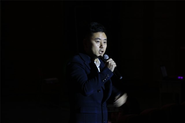 唇枪舌剑显魅力 出口成章是青春——第八届“信院杯”辩论赛决赛之外国语言文学系vs经济管理学院