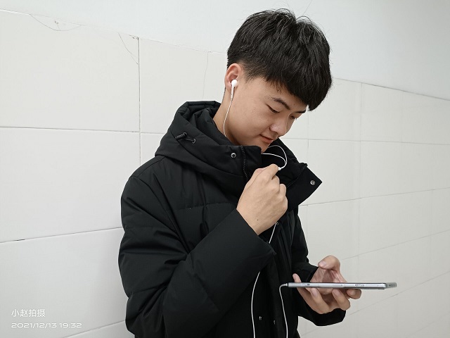 【1+1>2】点燃校园激情 乐动青春活力——食品与环境学院第二届“花默花语·音乐之夜”网络K歌大赛