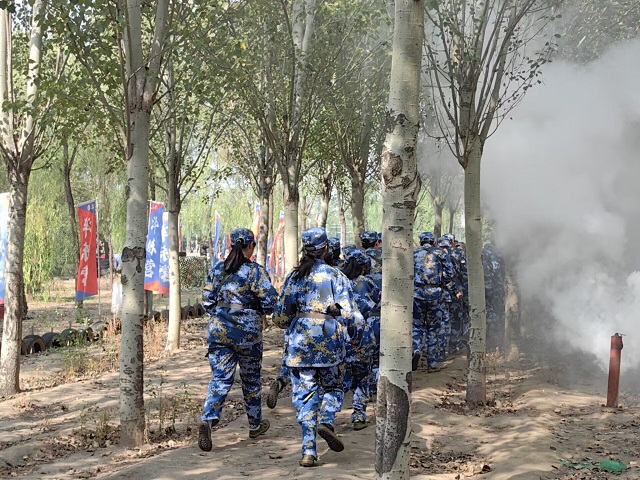 青春与迷彩 同频共振