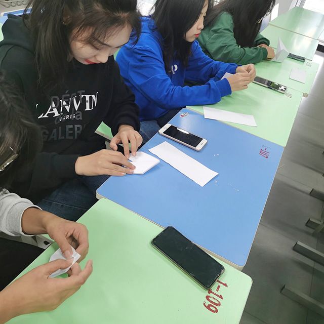 【完满班级】桃李满天下 师恩深似海——艺术传媒学院动画2002班主题活动