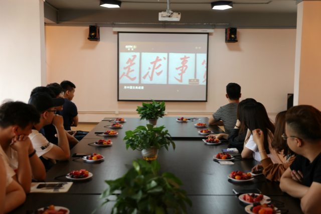 学生会主席沙龙第54期:梦想共筑青春梦 携手完满话未来——经济与管理学院“有梦就去追”主席沙龙