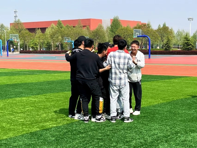 【完满团支部】在赛场上展豪迈激情 于奋斗中扬梦想之帆——大数据学院、信息工程学院数字2206、2207班完满团支部活动