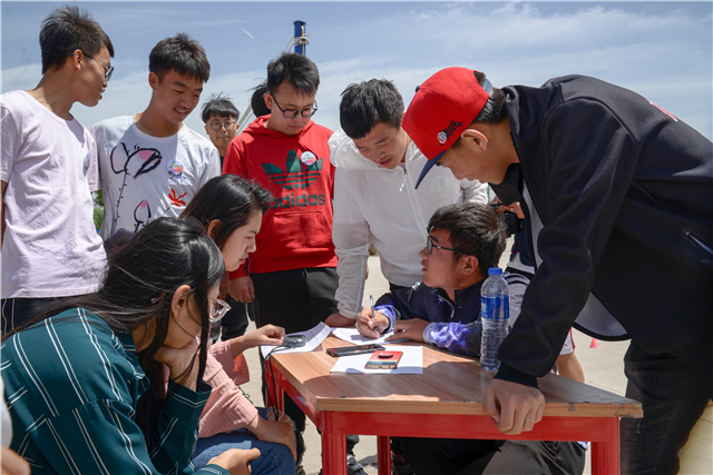 【缤纷百团】极速青春 轮舞飞扬——第五届“66轮滑节”top speed轮滑盛典