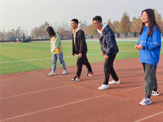 【完满班级】竞争求发展 合作路更宽——淬炼商学院营销1901班、行管2003班完满班级活动