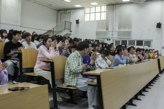 瞄准市场定位 打造个性化品牌战略——青藤书院举办“院长下午茶”系列活动第11期