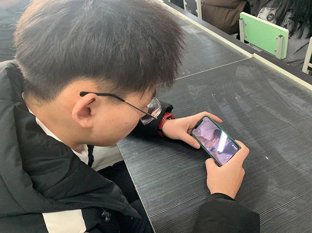 【完满班级】挥舞青春 健康而行——艺术传媒学院视觉传达设计1903班竞技体育观影活动