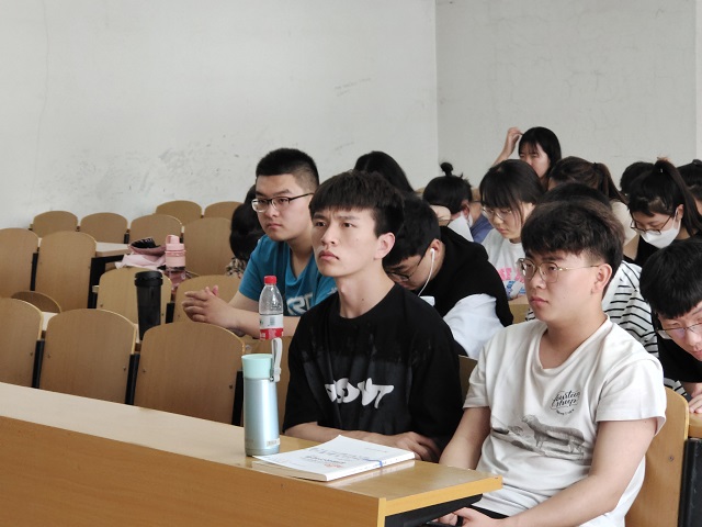 【完满班级】建党百年 恰是风华——淬炼商学院财务1807班完满班级活动