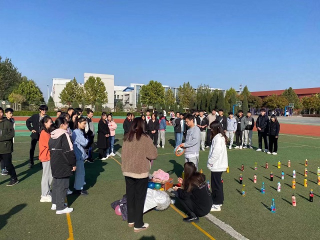 【完满班级】“百发百中”套圈活动——大数据学院、信息工程学院计科2105班完满班级活动