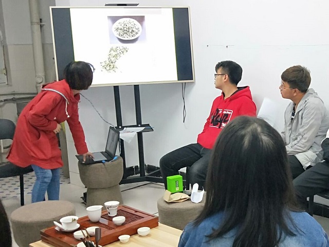 【社团快讯】品茶清香 识茶文化——第二届“茶韵箕城 四溢飘香——绿茶小课堂”活动