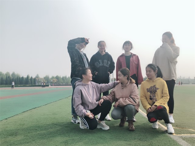 【完满班级】激情十月 阳光体育——外国语言文学系10月完满班级活动