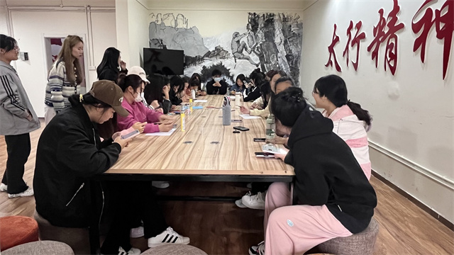 以吾少年意气 许国万里恒昌——商务英语学院十月完满团支部活动集锦