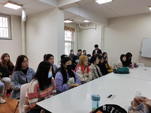 【完满班级】传承革命精神 坚定理想信念 争做合格党员——淬炼商学院会计1808班完满班级活动