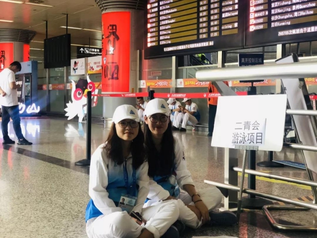 闪光的信院第243期:你好 我们是来自无边书院B栋412宿舍的志愿六人组