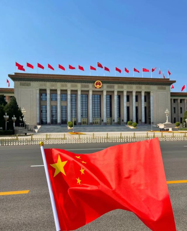 党团领航聚合力 我与祖国共奋进——商务英语学院学生党支部、团总支开展“中秋&国庆·青年在场”青年学子献礼新时代系列活动